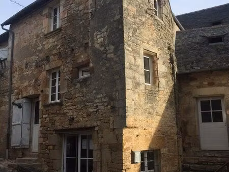 boutique plein cœur de village touristique