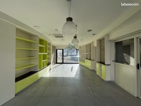 local commercial 128 m² charquemont