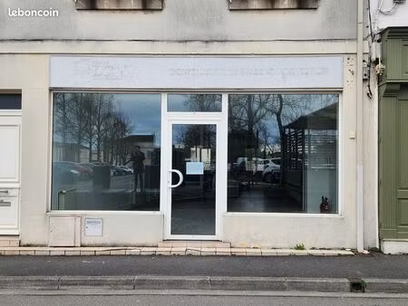 local commercial à louer