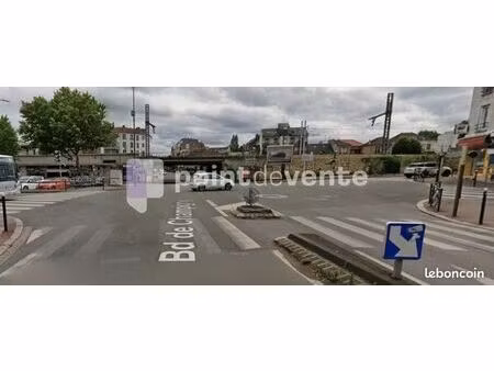 local commercial 155 m²