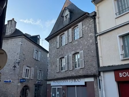 local commercial  proche marché couvert
