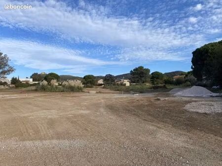 terrain 300 m² hyeres
