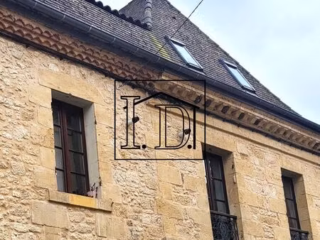 immeuble 272 m² lalinde