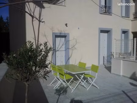 t2 rénové avec exceptionnelle terrasse de 37 m² – valence centre (26000)