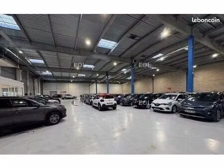 local industriel 3 162 m²