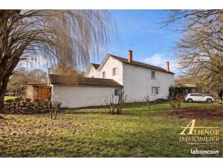 maison 7 pièces 210 m²