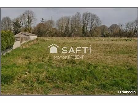 terrain 643 m² plouigneau