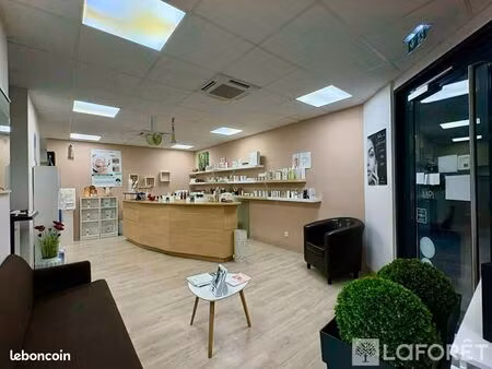 fonds de commerce beauté/coiffure 97 m²