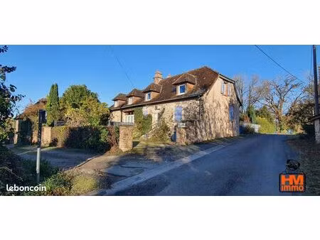 maison 7 pièces 212 m²