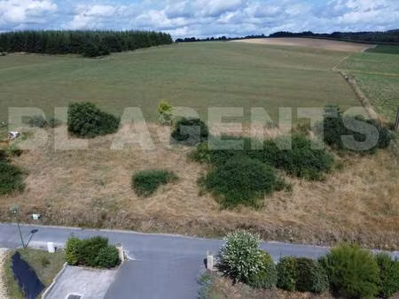 terrain constructible viabilisé à vendre