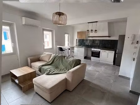 t3 meublé rénové 48 m² centre la farlède climatisation