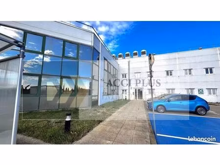 bureaux 206 m² garons