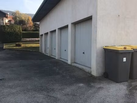 loue garage a metabief