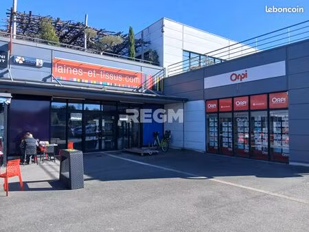 local commercial 298 m² périgueux
