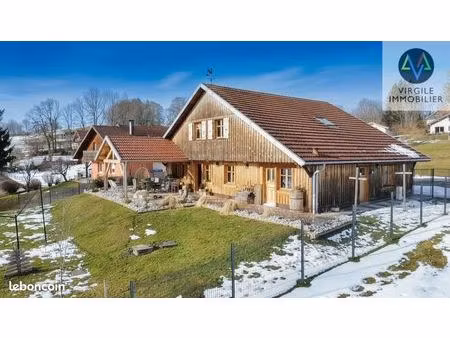 chalet 6 pièces 151 m²