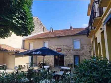 hôtel bar pizza logement