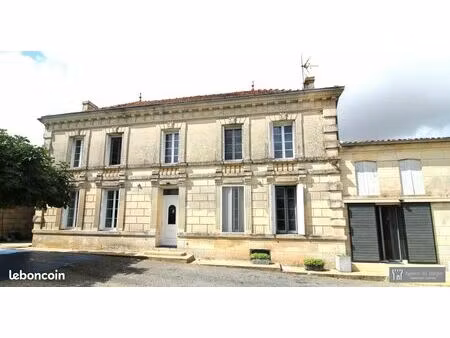 maison 5 pièces 200 m²