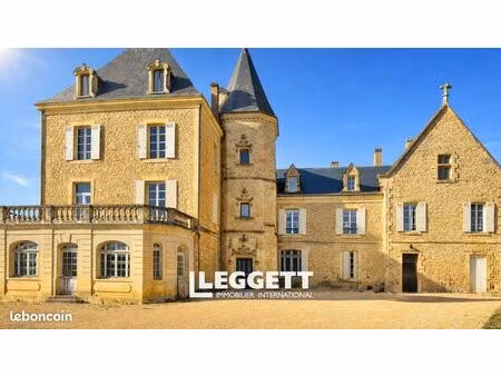 château 26 pièces 644 m²