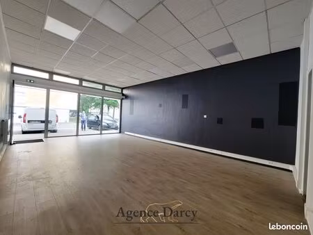 local commercial 47 m² chevigny-saint-sauveur