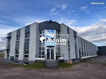 local 4412 m² dijon