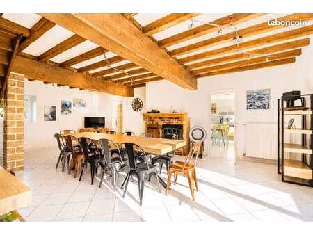 maison 6 pièces 165 m²