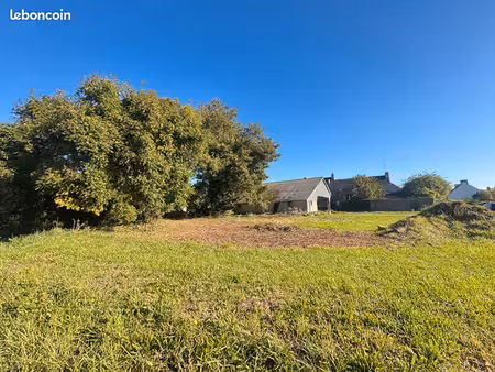 terrain 1100 m² pouldreuzic
