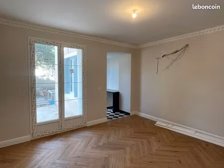 a vauvert  très beau t2 avec jardin et terrasse