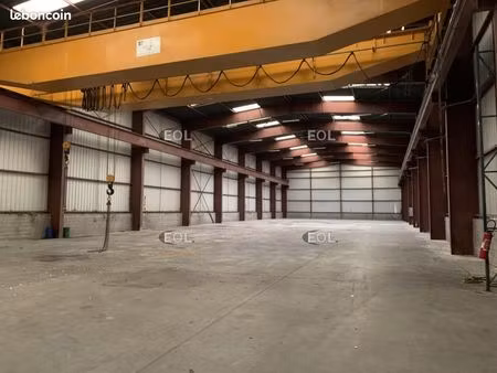 local d'activité 7 873 m²
