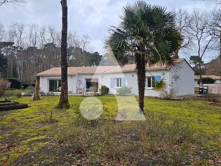 chalet 5 pièces 136 m²