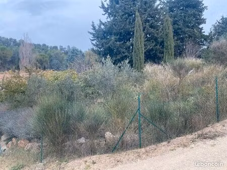 terrain 1 134 m² meyreuil