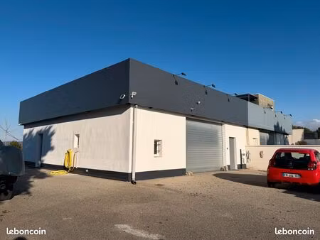 entrepot de stockage habitable