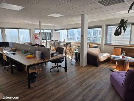 rare – grands bureaux lumineux de 200 m² avec ascenseur et stationnement facile