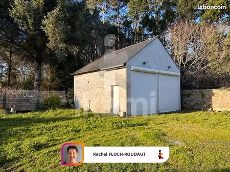 parking/box 3 pièces 47 m²