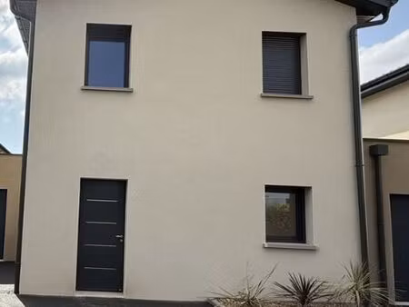 maison 4 pièces 80 m²