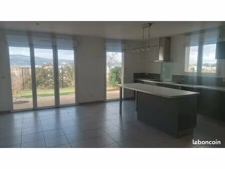 location appartement +garage