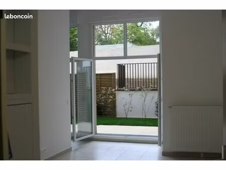 location studio t1 bis de 35m2 avec coin nuit et jardin