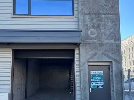 vend local artisanal industriel 130m2 aménagé