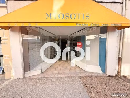 local commercial 55 m²