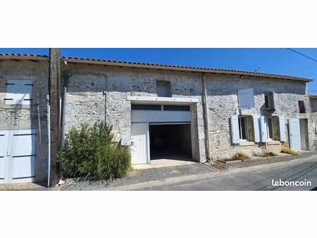 maison f2 avec garage 12 kms de saintes