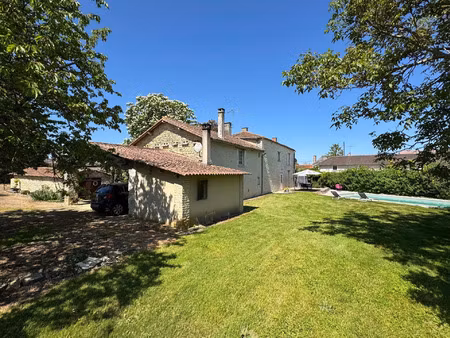 vente maison 7 pièces 203 m² vouzailles (86170)