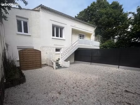 ? ensemble immobilier avec jardins – aytré (17)