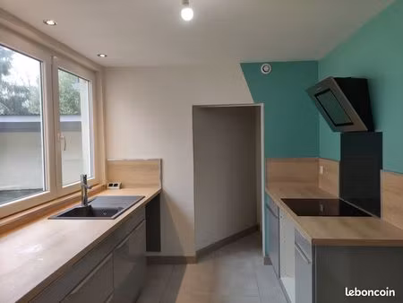 maison de ville familiale - proche de tout