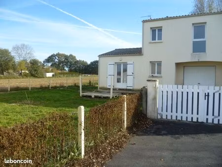 maison à louer à la clisse