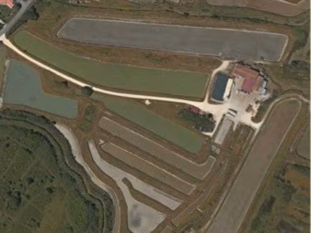 entreprise aquaculture. bâtiment  claires. château d’oleron