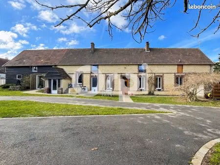 longère 6 pièces 210 m²