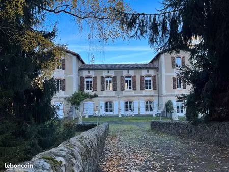 maison de caractère avec possibilité d'activité de gîte