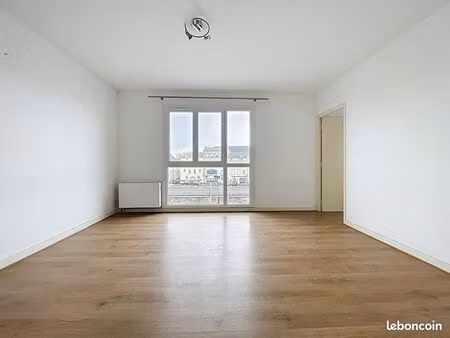 bureaux 53 m² la rochelle