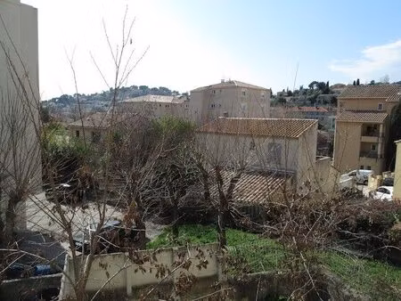 location appartement 1 pièce 38 m² à ollioules (83190)