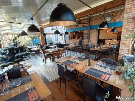 restaurant + 2 logements t3