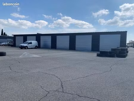 entrepôt industriel 50 m²